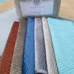 Cubrecama Grand Salón Celebrity Queen - Primavera Casa 