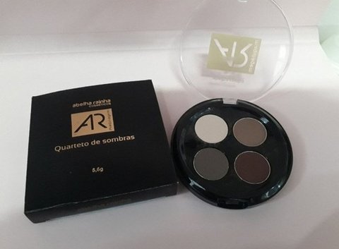 Quarteto De Sombras - Dia - Ar Maquiagem - Abelha Rainha