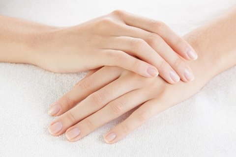 Base Fortificante De Cravo Para Unhas Ar Abelha Rainha - comprar online
