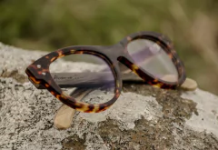 anteojos de madera mujer Nomade