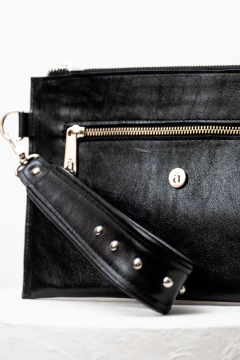 SOBRE ABBA Negro en internet