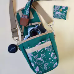 Estuche para Cámaras Estampado Hongos Verde en internet