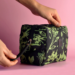 Necessaire Cubo Jardin Negro en internet