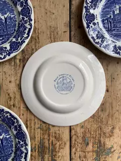 Plato De postre o entrada de loza inglesa Enoch Wedgwood Royal homes of Britain 19,5 cm - comprar online