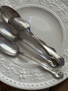 4 cucharitas para té o café con baño de plata (con desgastes) - comprar online