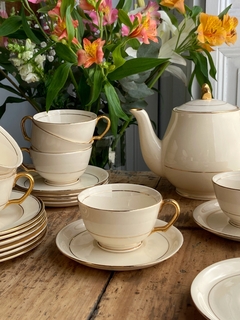 Taza de té con plato de loza argentina Vidroloza