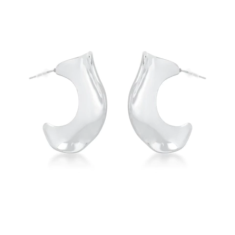 argola larga ondulada prateado