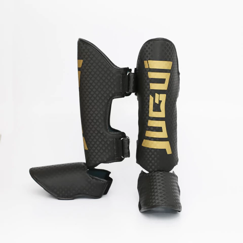 Caneleira de Combate - Linha Carbon Preta - comprar online
