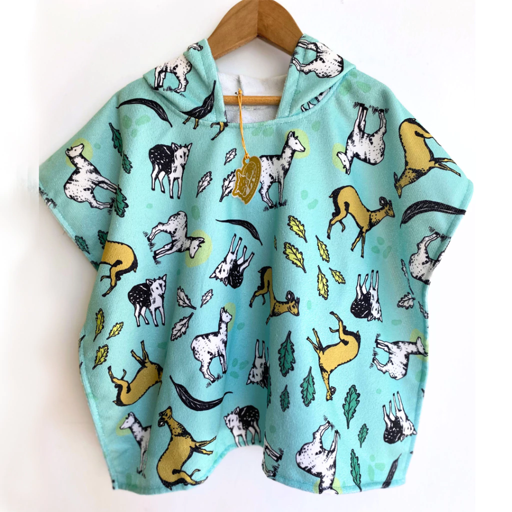 Ponchito de toalla ciervos