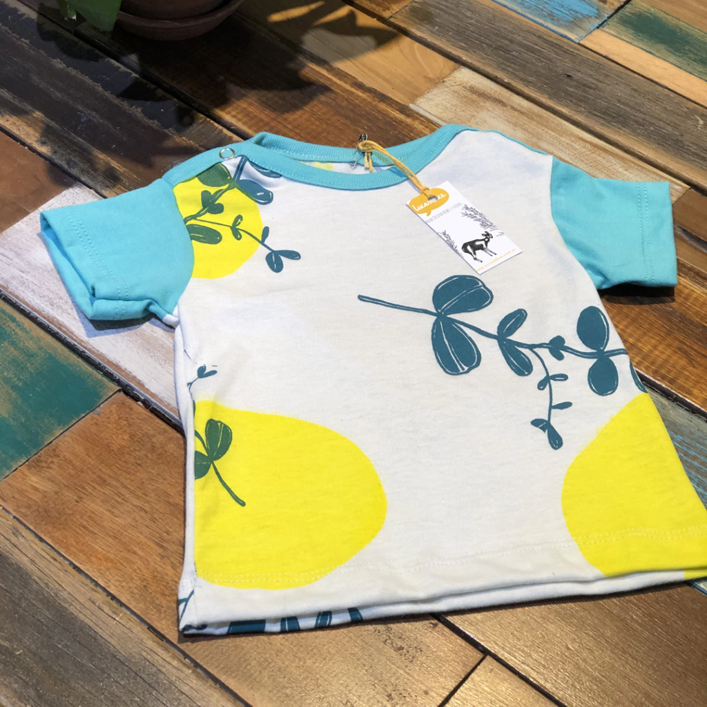 Remera bebé flora