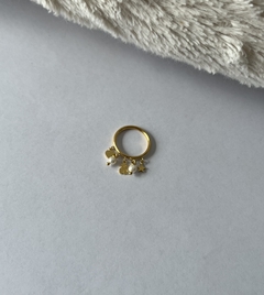 Anillo TO charms - comprar online