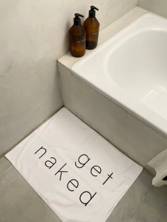 Alfombra Blanca Get Naked Negro