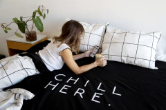Funda de Edredón Chill Here Negro y blanco - Queen en internet