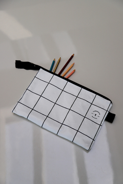 Pack Funda Notebook + Neceser Grid - Langosta