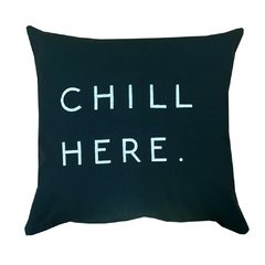 Almohadon Negro Chill Here Blanco - comprar online