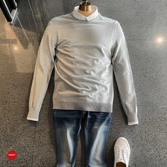 SWEATER CUELLO REDONDO GRIS CLARO - CHIETY