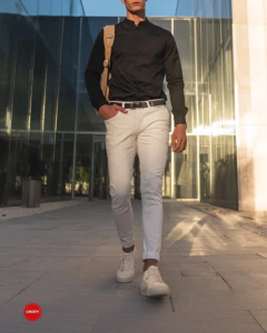 CAMISA NEGRA CUELLO NERU - CHIETY