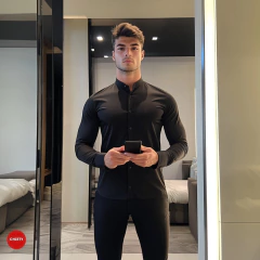 Imagen de CAMISA NEGRA CUELLO NERU