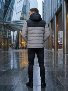 CHAQUETA IMPERMEABLE en internet