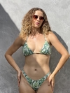 Conjunto Biquíni cortininha com calcinha levanta bumbum, folhagem verde REF 38768