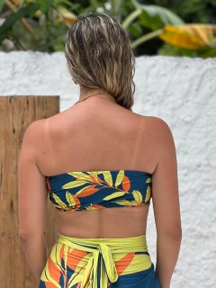 Cropped faixa folhagem verde com fundo azul marinho REF 39857 - comprar online