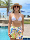 Short malha, com elástico, fundo off costela de Adão colorida REF 50067