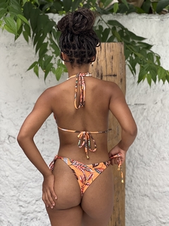 Conjunto Biquíni de amarrar fundo mostarda pena de pavão REF 45926 - comprar online