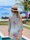 Camisão sem botão, fundo azul claro com tigre e borboleta REF 49399