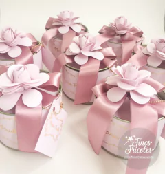 Tubolatas 7x5 com flor e personalização com efeito metalizado (12 unidades) - comprar online