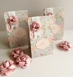 Saquinhos com flor personalizados (20 unidades)