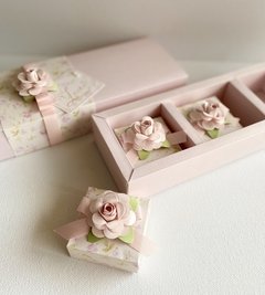 Caixas com borda e divisórias para 3 bem casados/brownie (6 unidades)