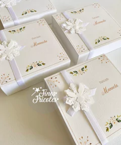 Caixa com borda e aplique Espírito Santo (4 unidades) - comprar online