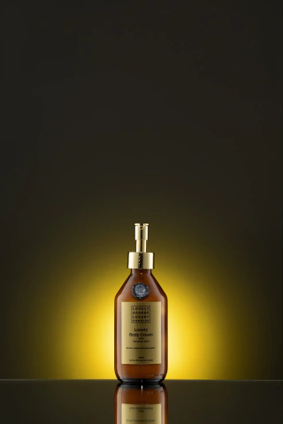 THE BODY CREAM -The Perfumes-
