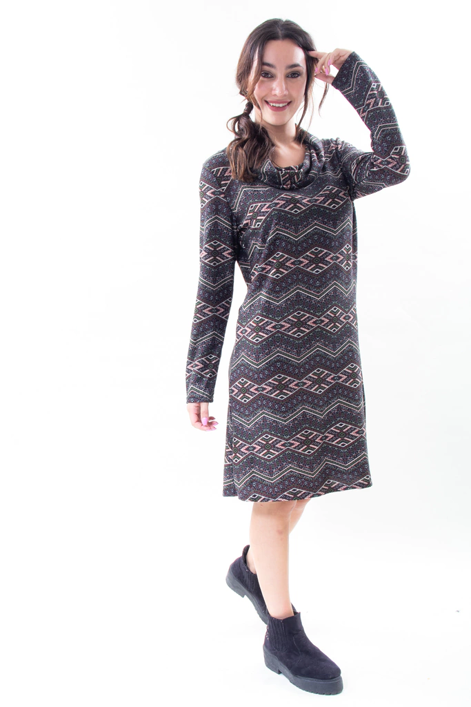 VESTIDO CON CUELLO ZIGZAG