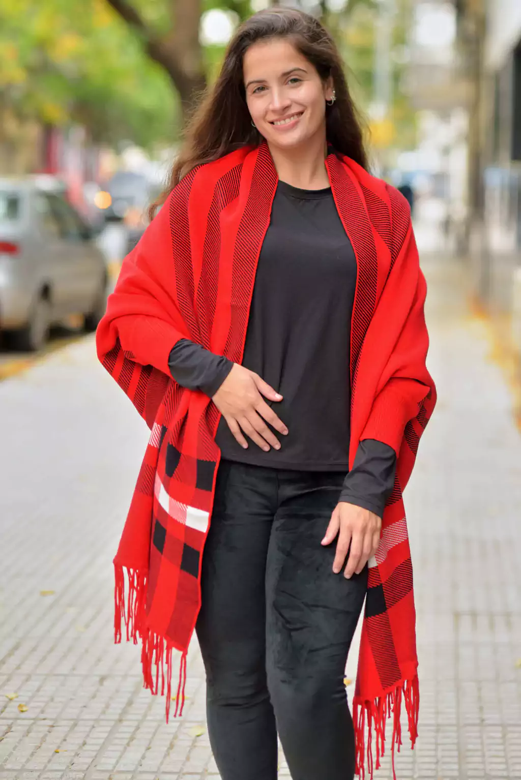 RUANA CUADRILLE CON PUÑO