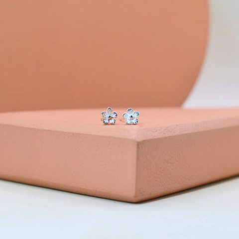 Brinco Flor Mini - Prata 925