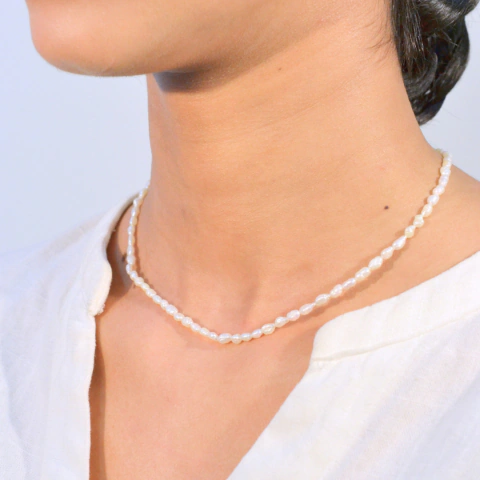 Colar Choker Pérola Água Doce Barroca Oval Completo - Prata 925