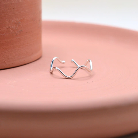 Anel Ondulado Intenso Ajustável - Prata 925 - comprar online