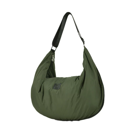 Bolso deportivo color verde oliva modelo Taormina con diseño amplio y correa ajustable