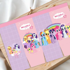 Kit imprimible digital personalizado de My Little Pony para cumpleaños. Incluye invitación, banderines, etiquetas y decoración editable con personajes como Pinkie Pie, Rainbow Dash y Twilight Sparkle. Fondo rosa con arcoíris.