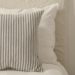 Funda Almohadón Stripe Negro - comprar online
