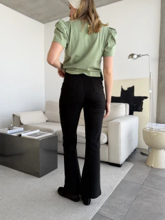 PANTALON RISE NEGRO en internet