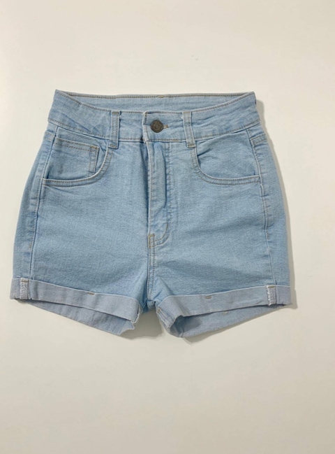 Short denim