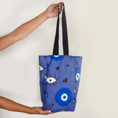 Bolso Nazar en internet