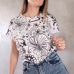 Remera Crop Drawing en internet