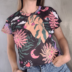 Remera Crop Sol de Noche - RUBRICO