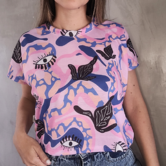 Remera Crop Pink Eyes - RUBRICO