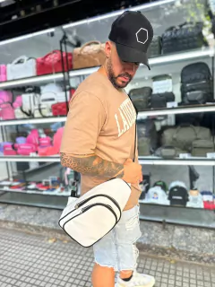 RIÑONERA QATAR LISA BLANCA - comprar online