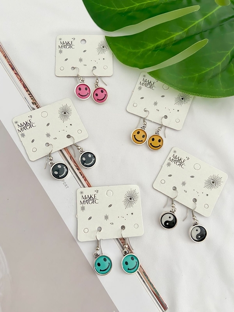 3 PARES DE AROS SURTIDOS FRIDAY