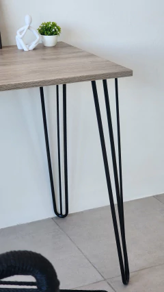 Imagen de Escritorio Escandinavo Moderno (TAPA GRANDE 105x55)